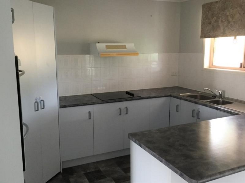 6 Hansen Street, Frenchville QLD 4701